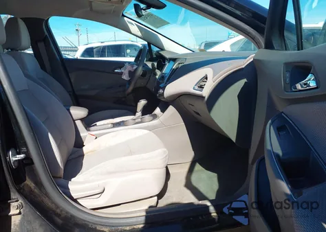 2017 Chevrolet Cruze Lt Auto from USA, damaged, VIN 1G1BE5SMXH7243737